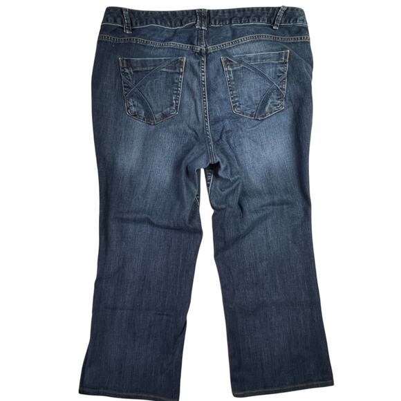 Lane Bryant Distinctly Boot Cut Right Fit Technology-Red Triangle-18 Average - 2 - Picture 3 of 13